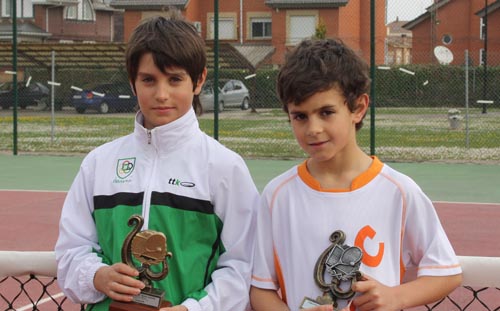 Germ&aacute;n Calder&oacute;n se impone en el 2&ordm; Torneo Circuito Tricots Mazo